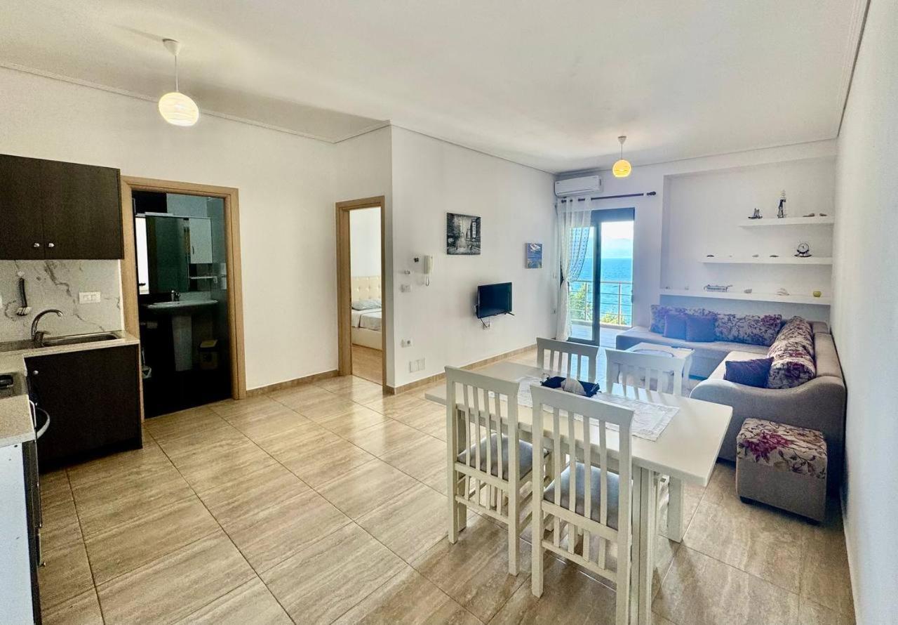 4 Seasons Sea View Apartment ซารานเดอ ภายนอก รูปภาพ