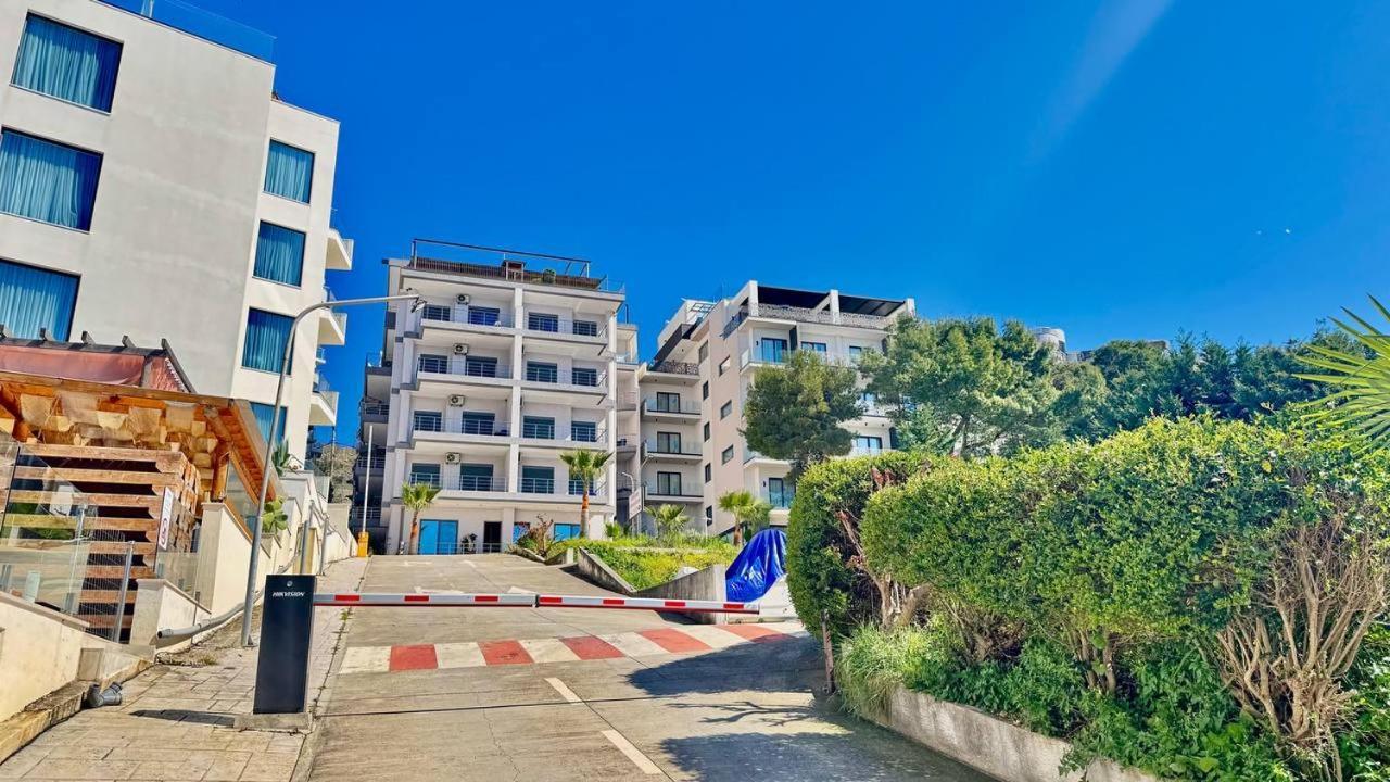 4 Seasons Sea View Apartment ซารานเดอ ภายนอก รูปภาพ